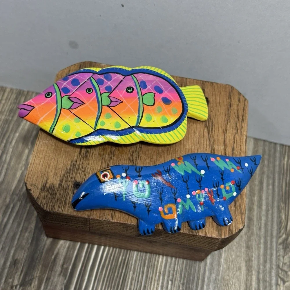 2 Oaxacan wood‎ carving Fish And Dinosaur Hair berets Clips